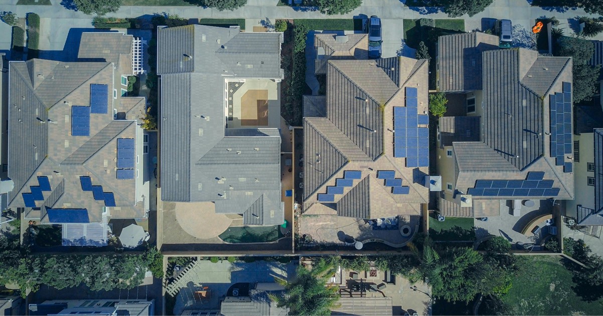 Cómo Instalar Paneles Solares en tu Hogar